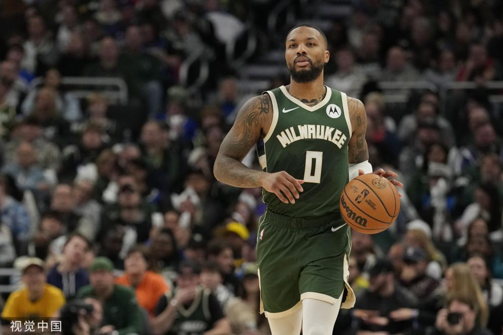 对年轻球员 对年轻球员