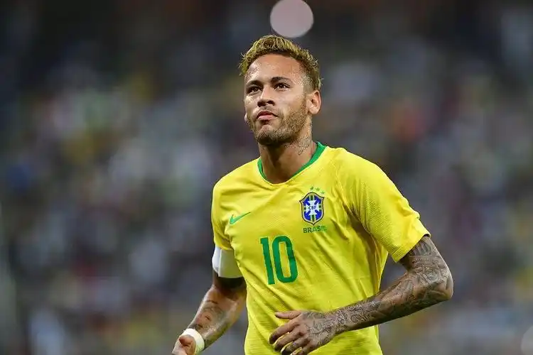 比赛中的竞 比赛中的竞