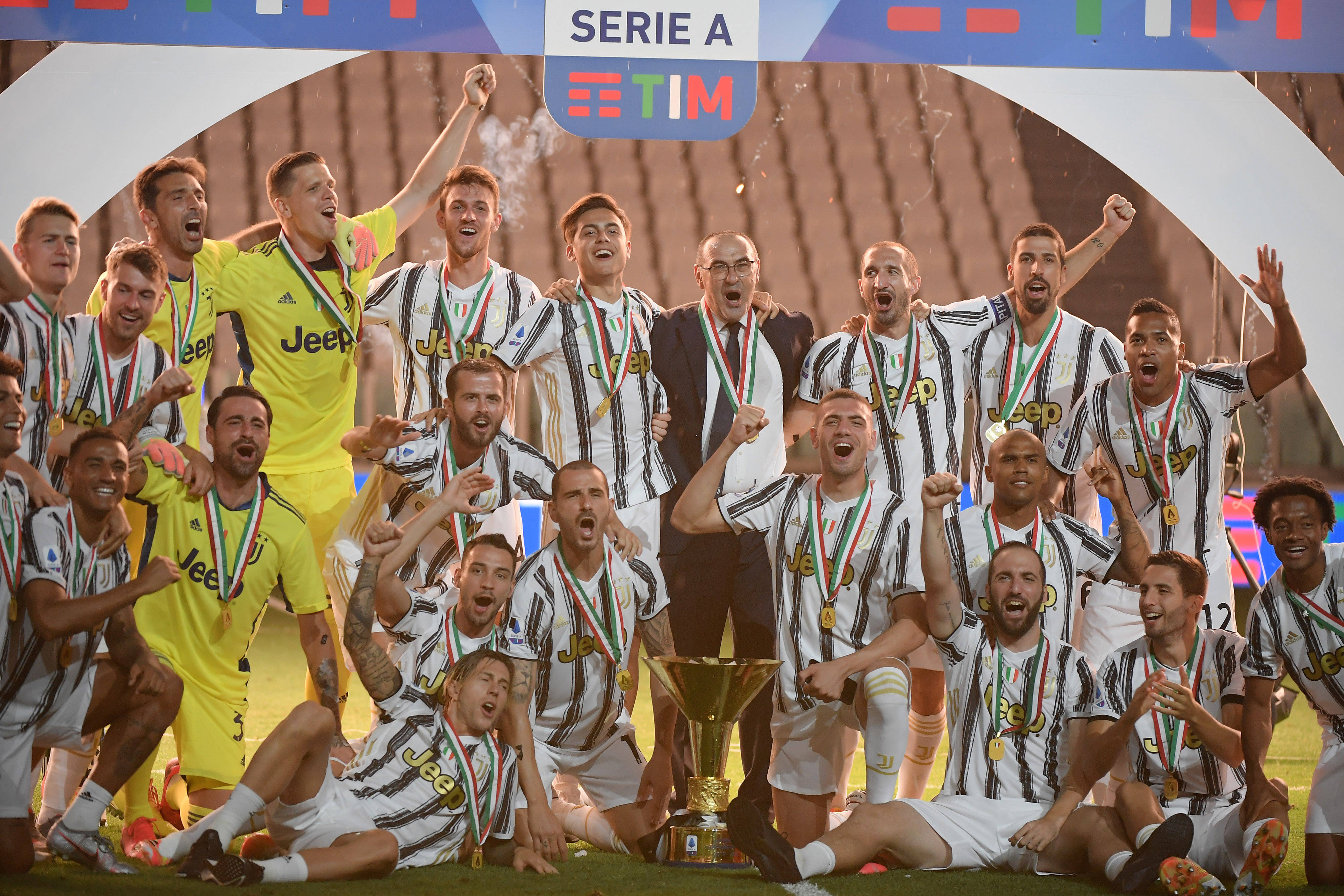 制中场的特 制中场的特