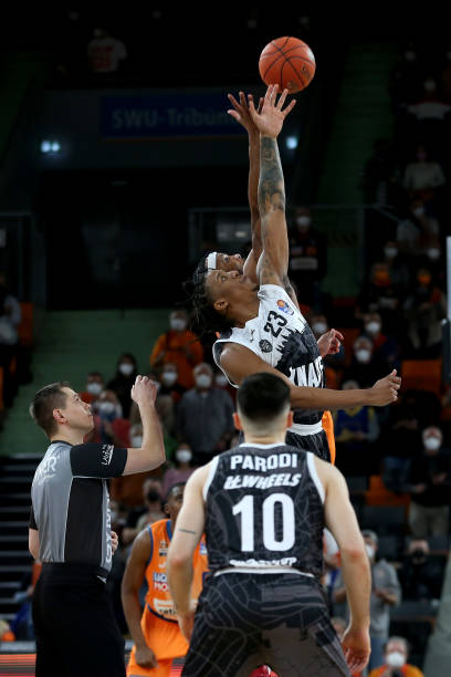 掘金队的进 掘金队的进